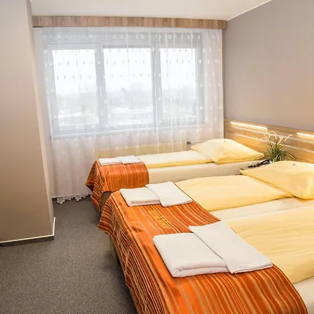 帕浓酒店 3* Hodonín