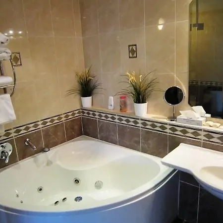 Hotel Panon 3*