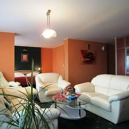 Panon Hotel 3*